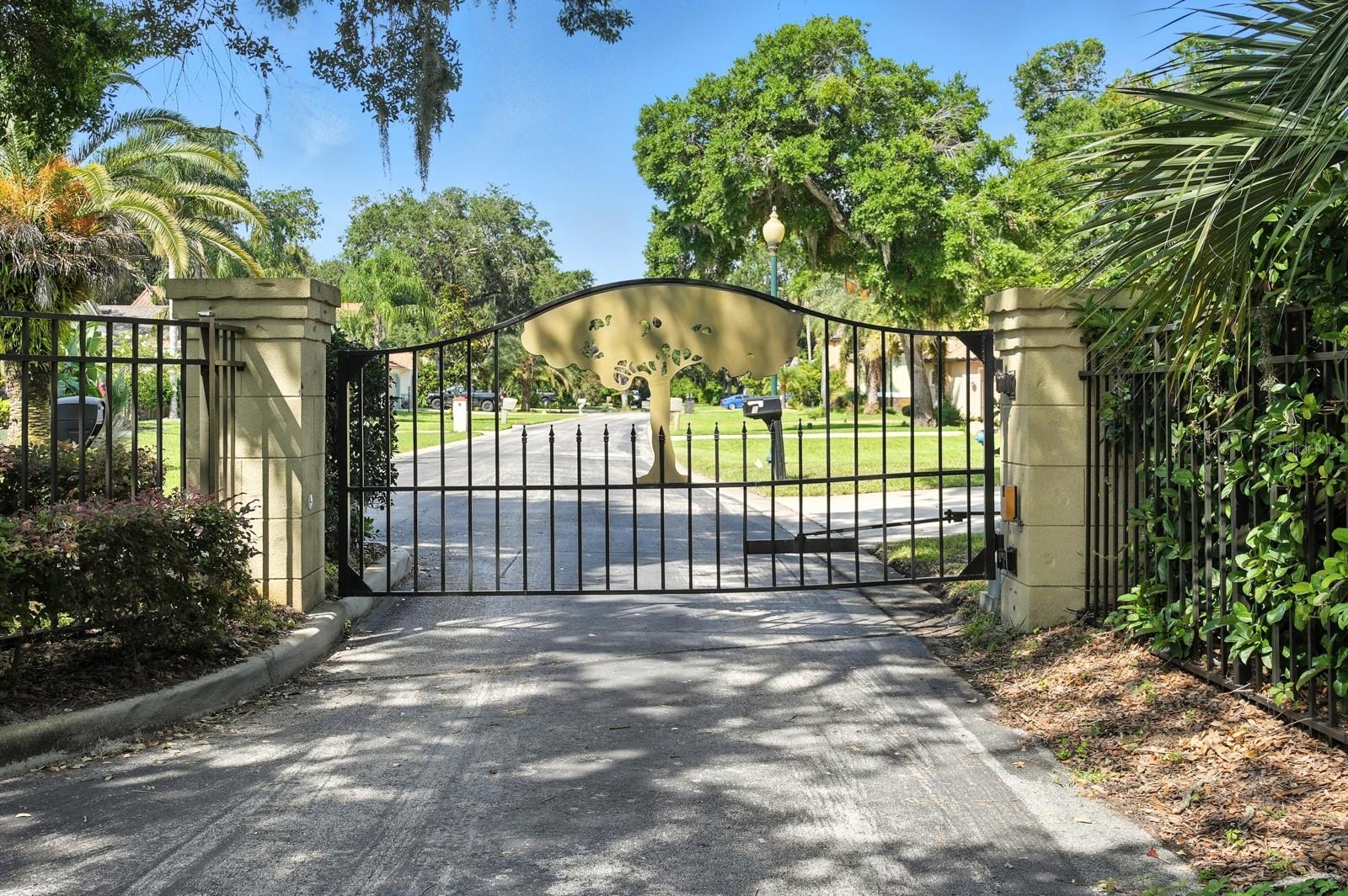 7 RIVER OAKS WAY