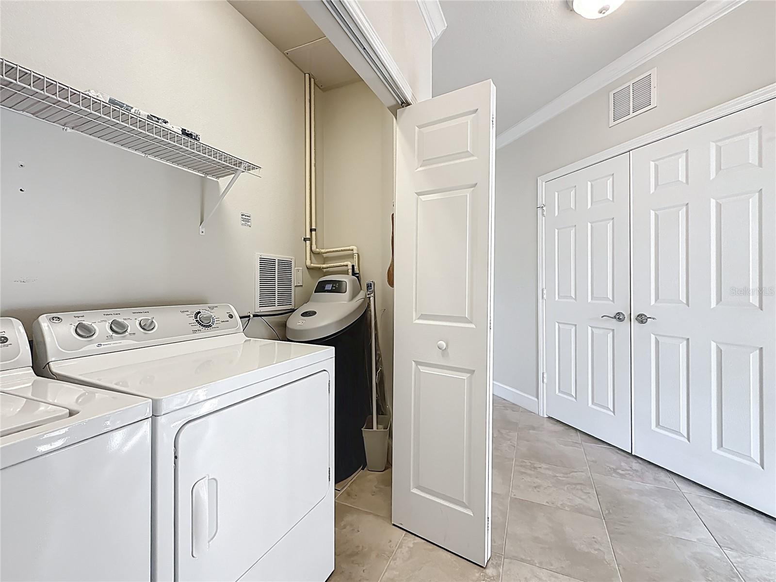 11781 SURFBIRD CIR #6B