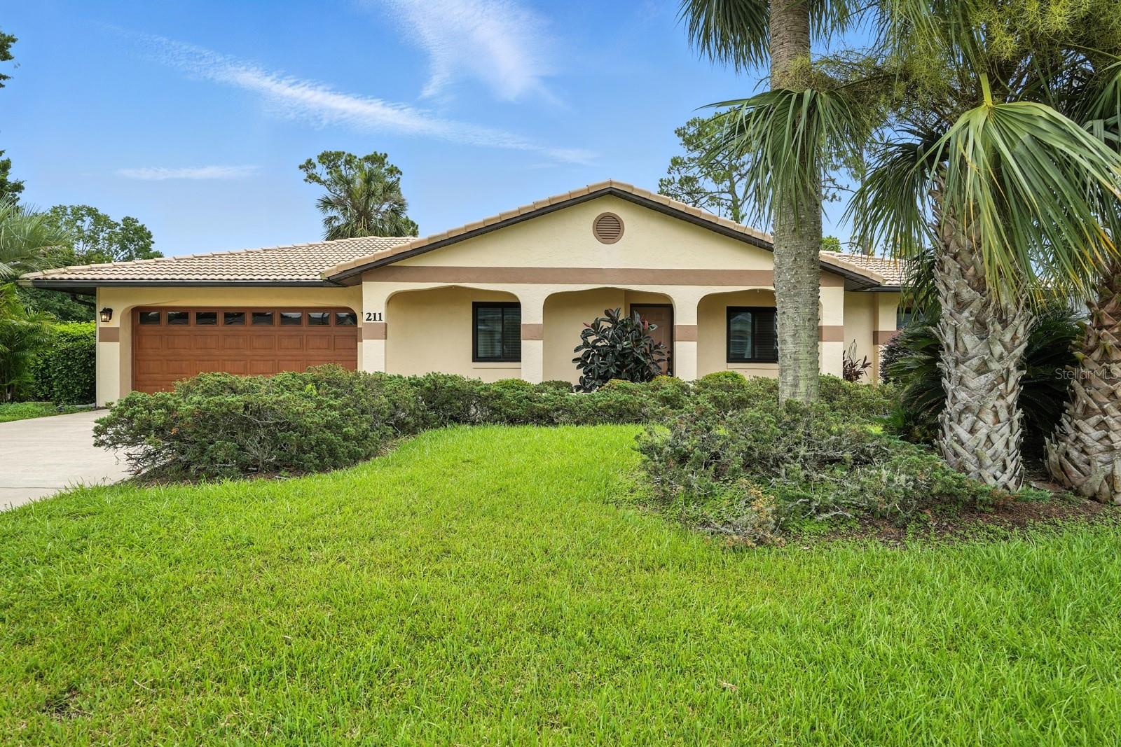 211 BEACHWAY DR