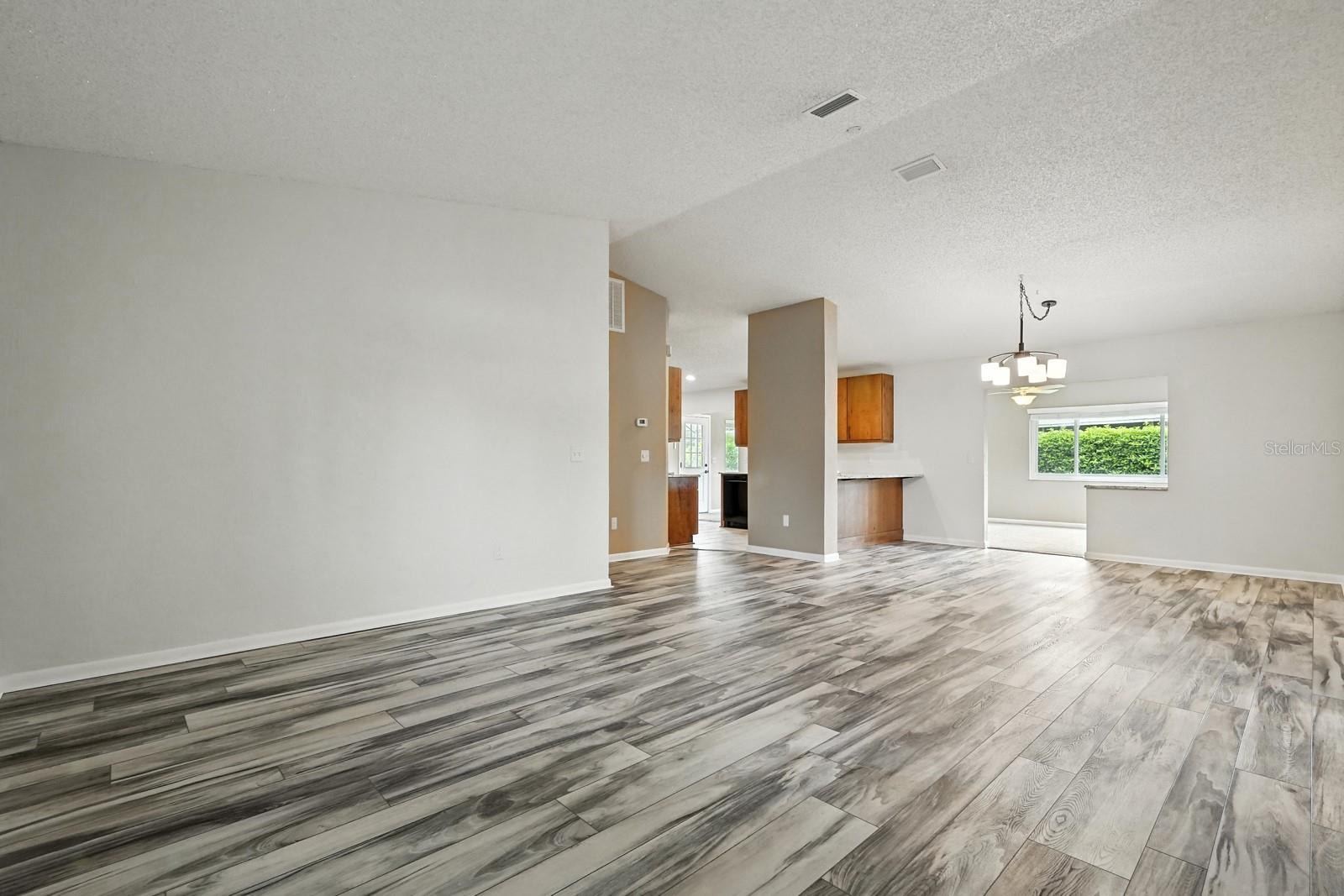 211 BEACHWAY DR