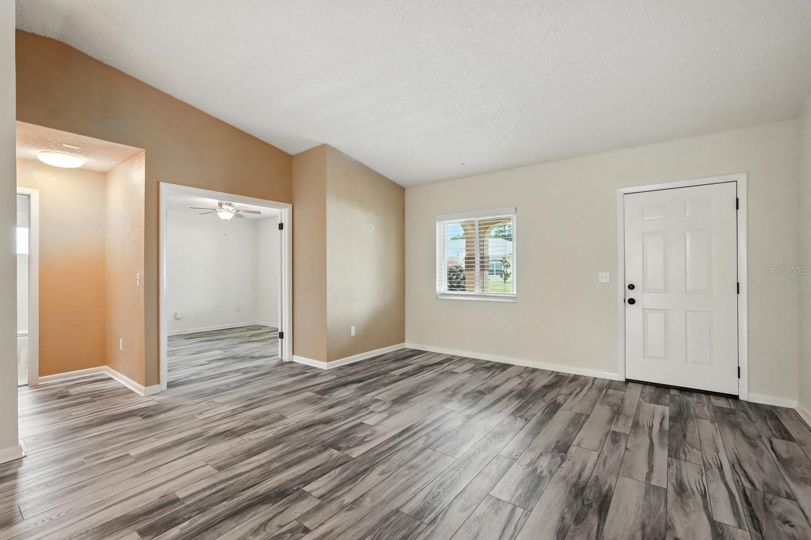 211 BEACHWAY DR
