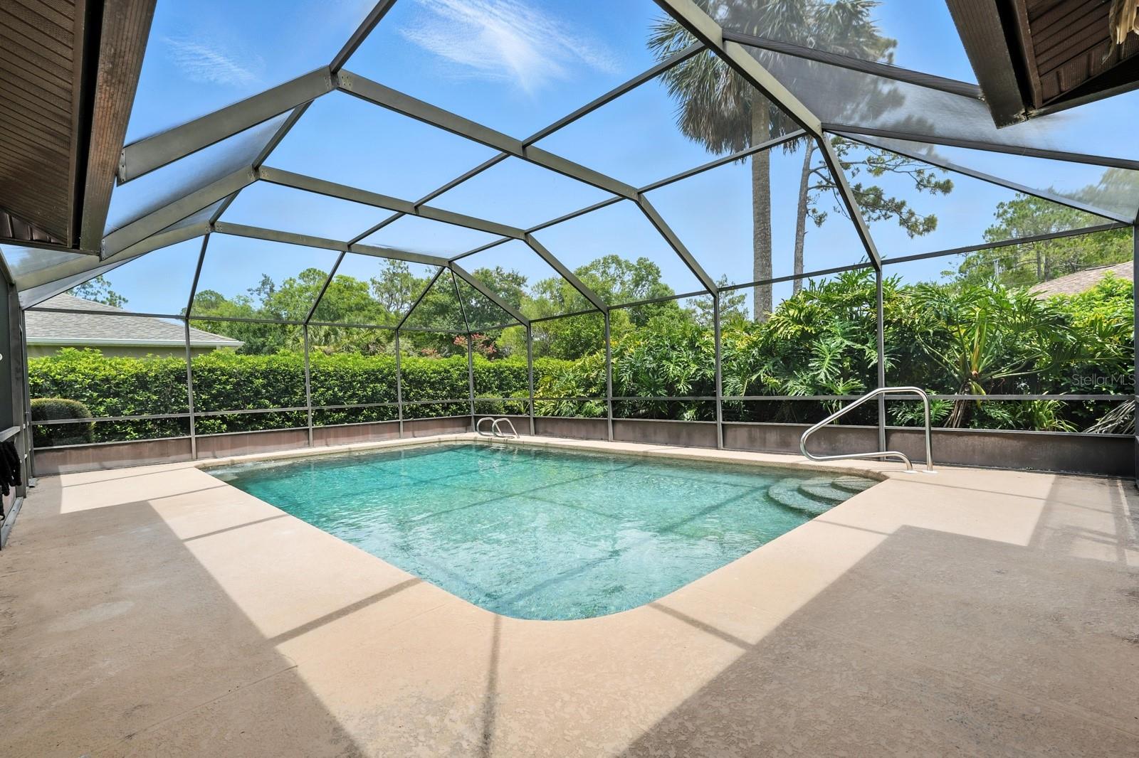 211 BEACHWAY DR