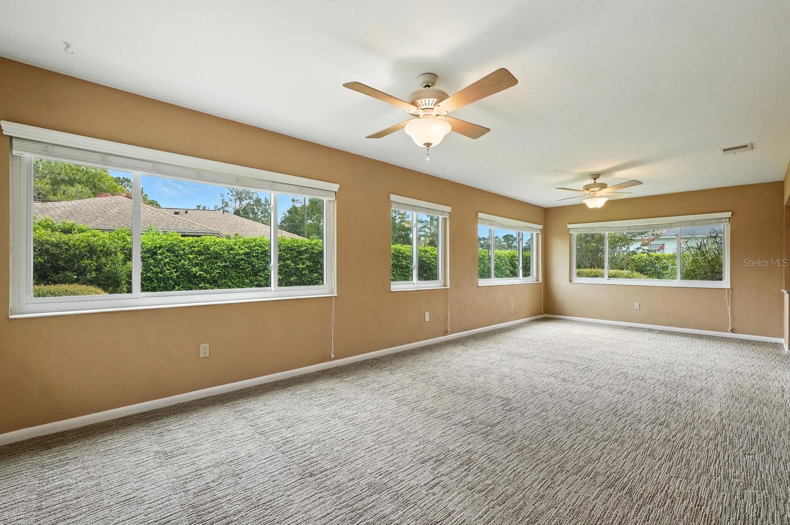 211 BEACHWAY DR