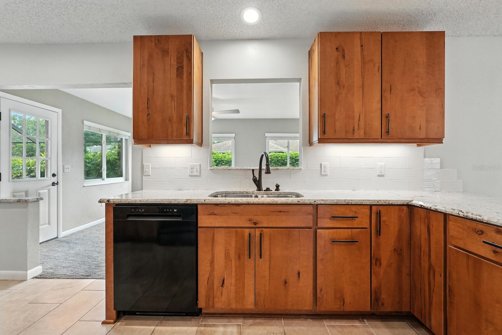 211 BEACHWAY DR