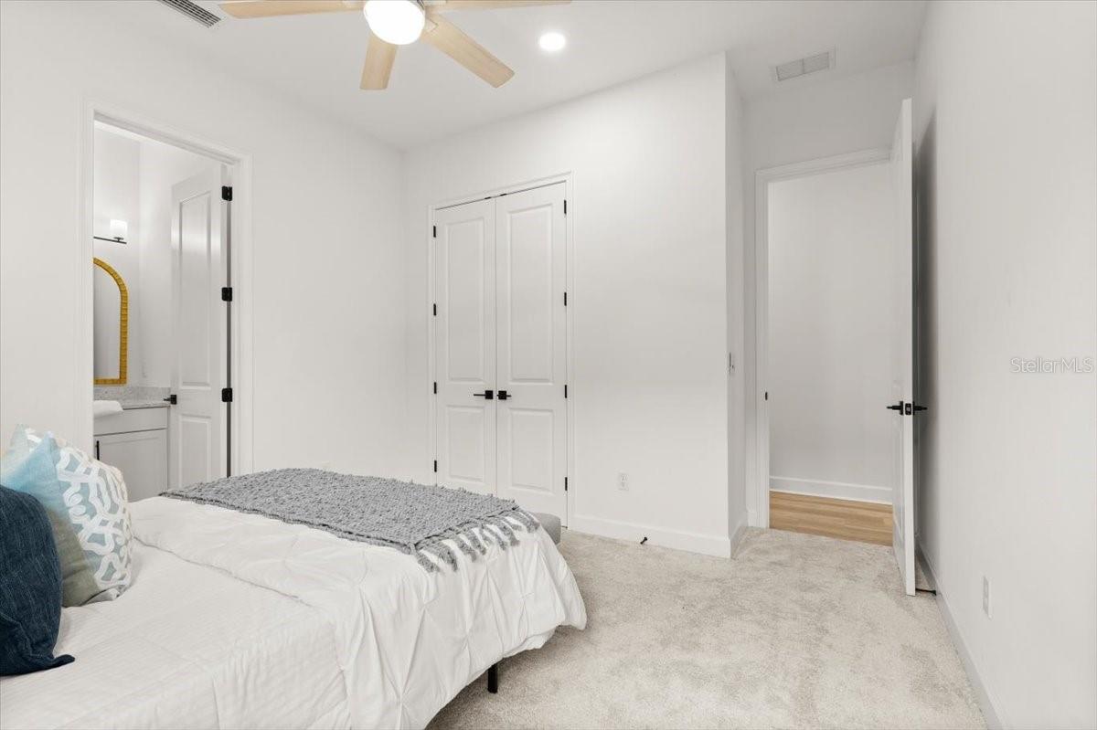 476 STIRLING BRIDGE DR