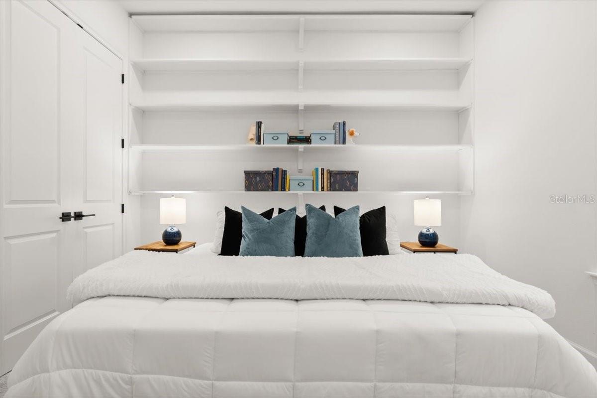 476 STIRLING BRIDGE DR