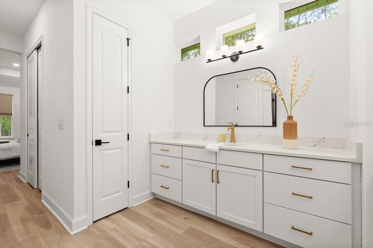 476 STIRLING BRIDGE DR