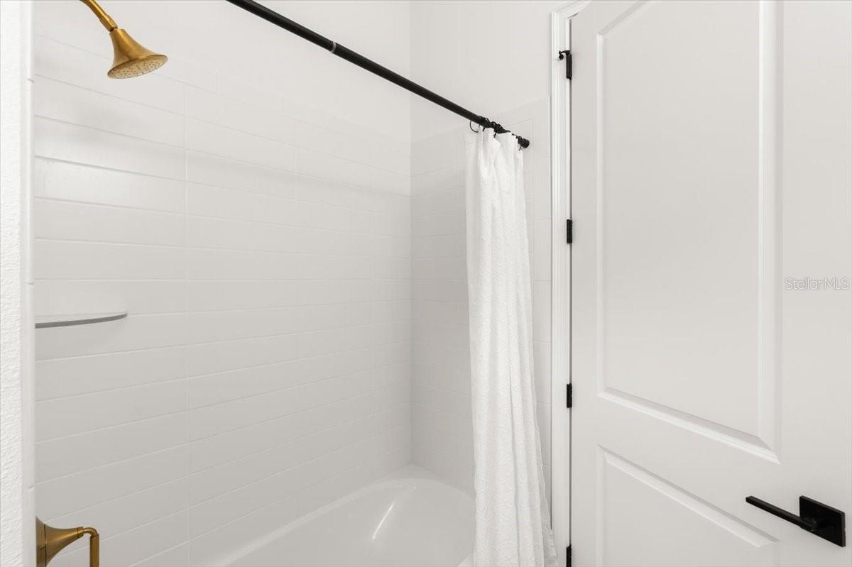 476 STIRLING BRIDGE DR