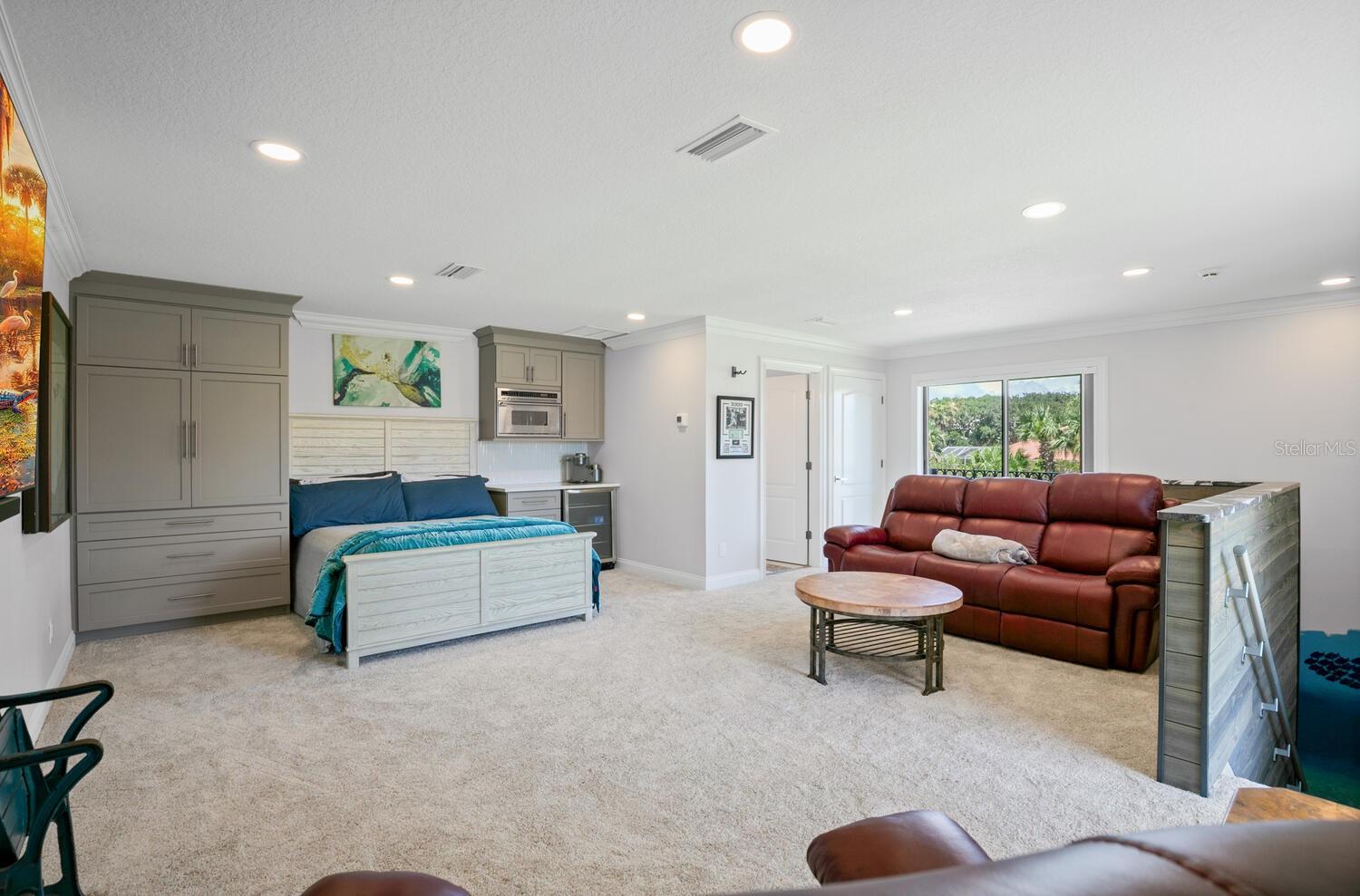 146 ISLAND ESTATES PKWY
