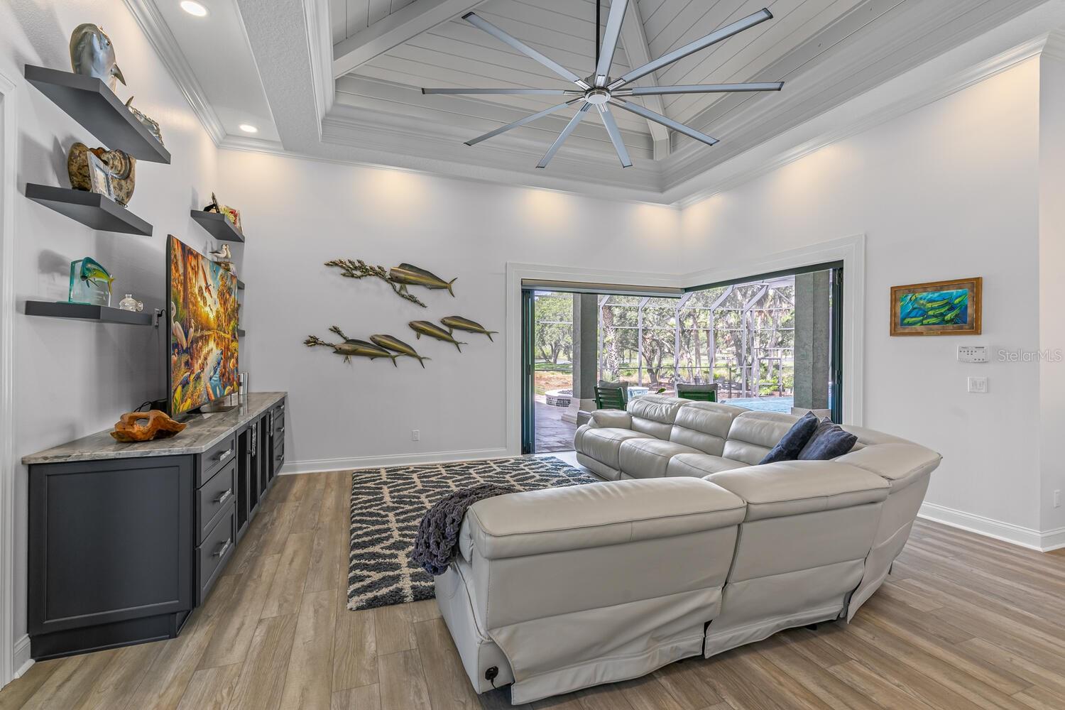 146 ISLAND ESTATES PKWY