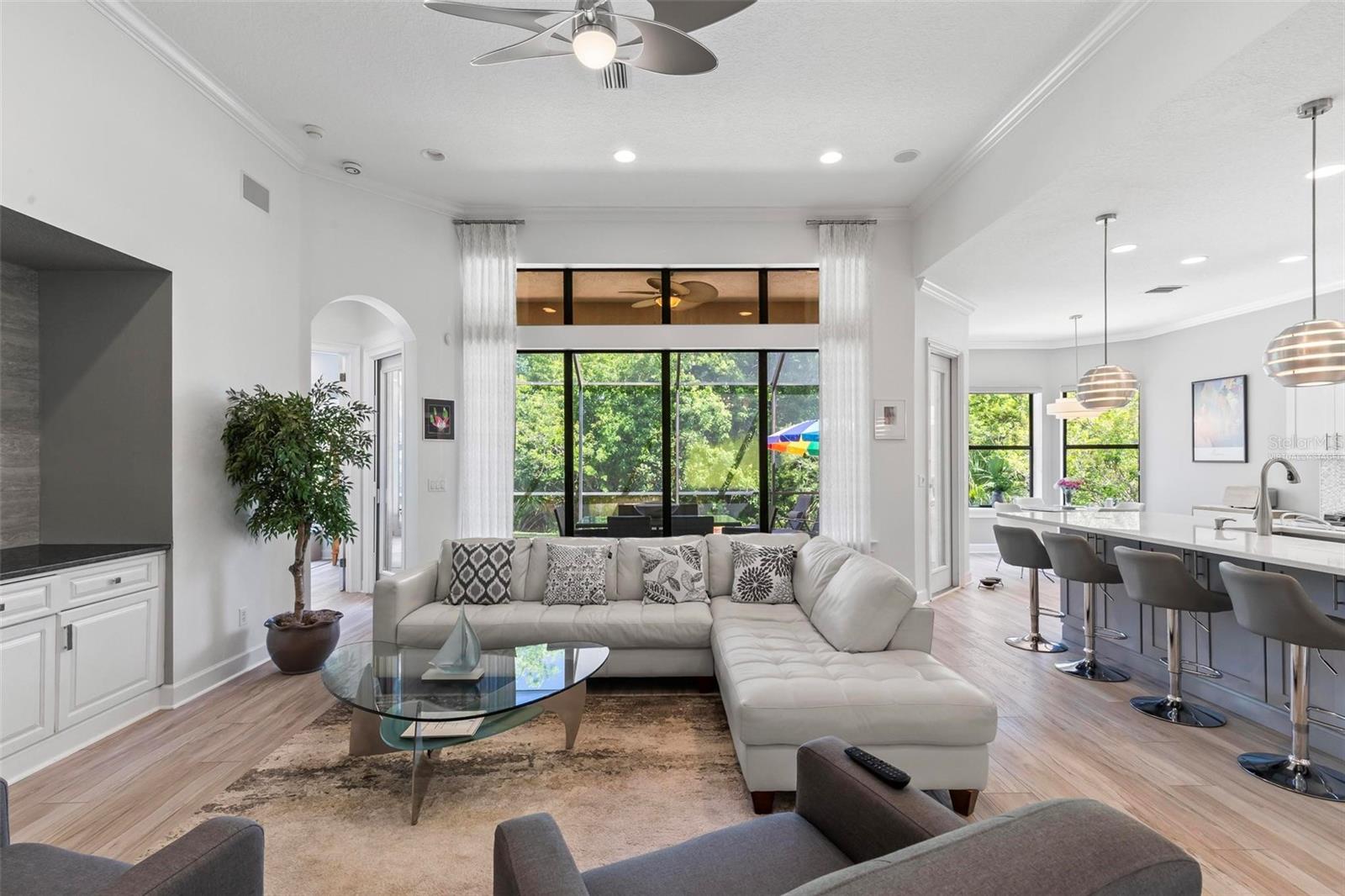 37 JASMINE DR