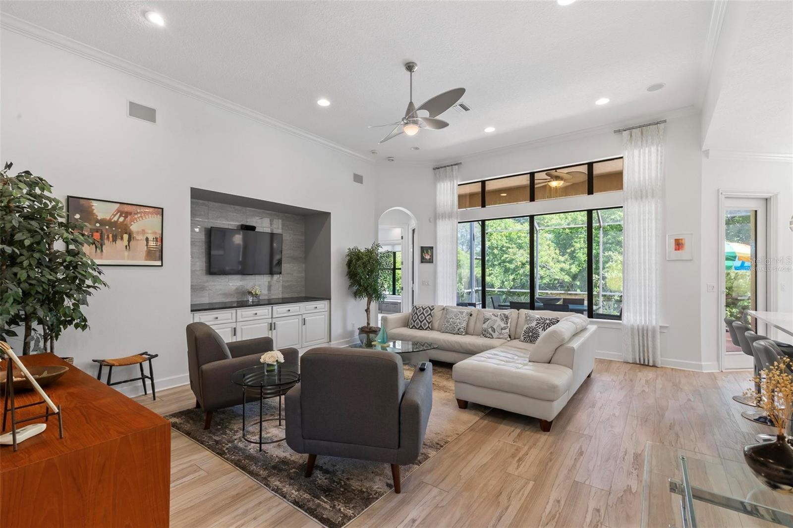 37 JASMINE DR
