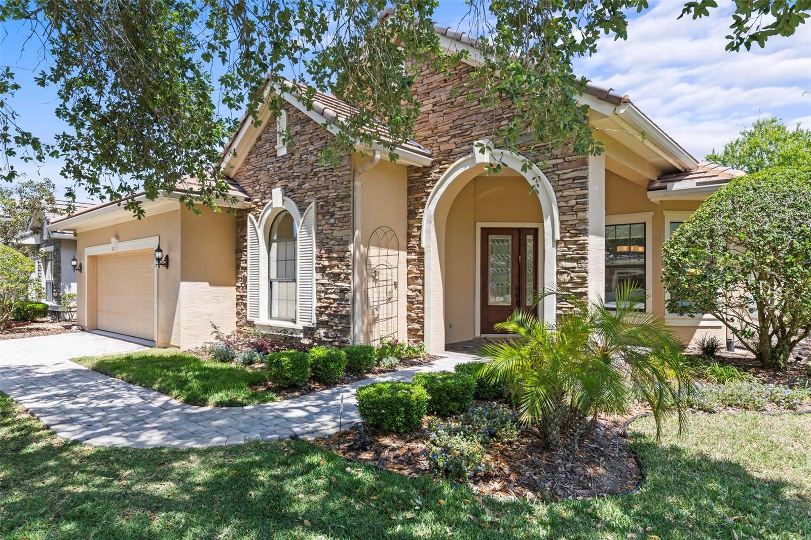 37 JASMINE DR