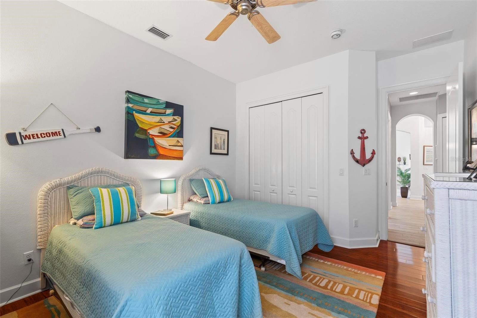 37 JASMINE DR