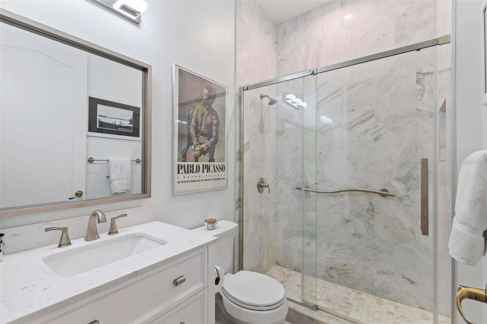 37 JASMINE DR
