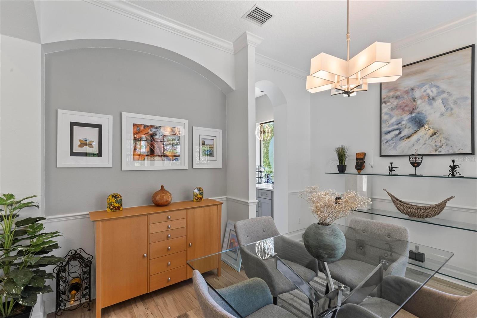 37 JASMINE DR