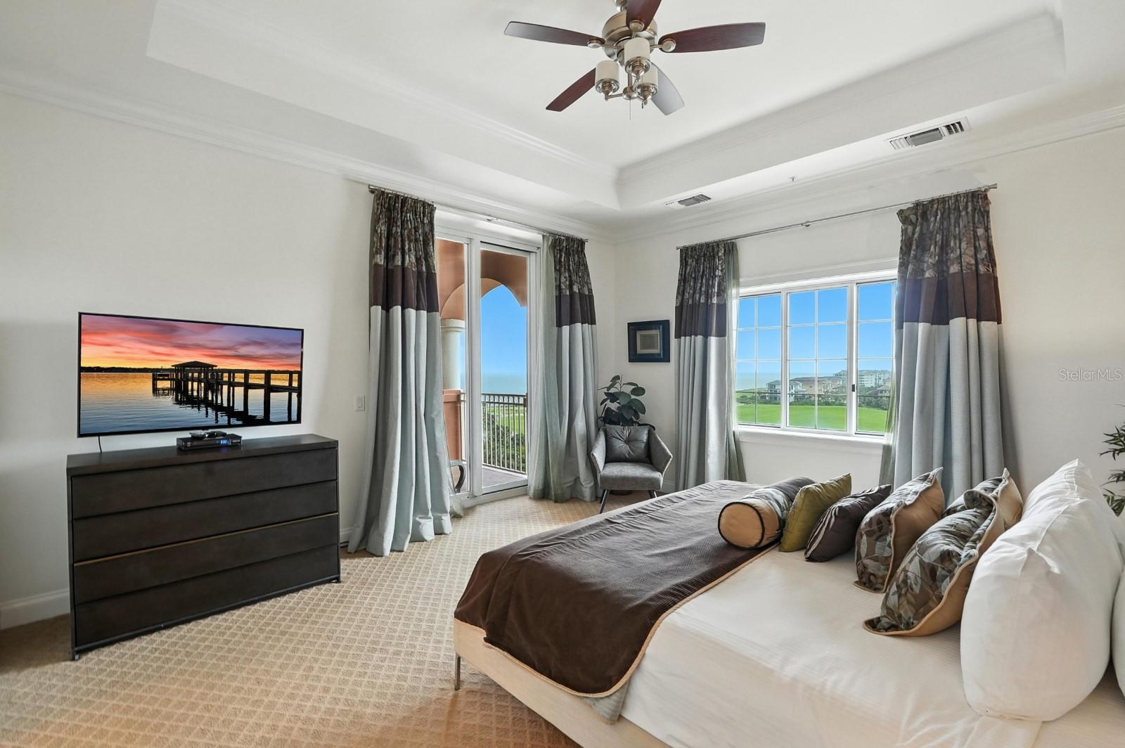 200 OCEAN CREST DR #641