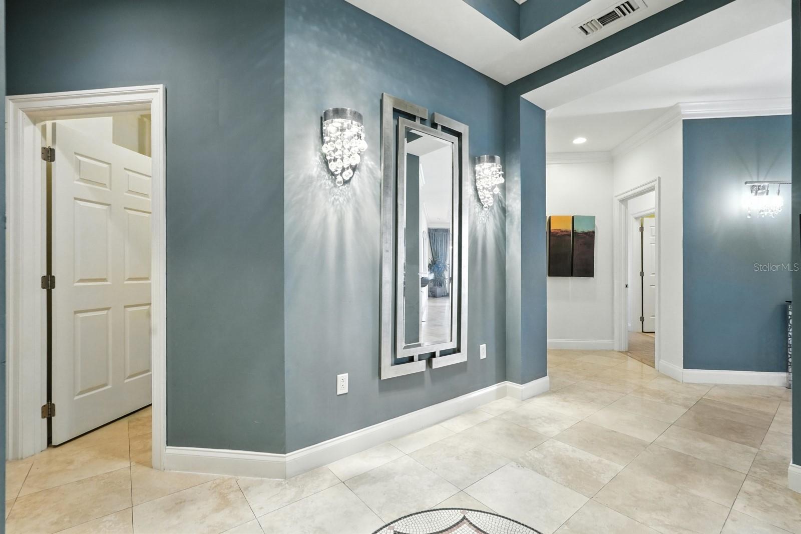 200 OCEAN CREST DR #641