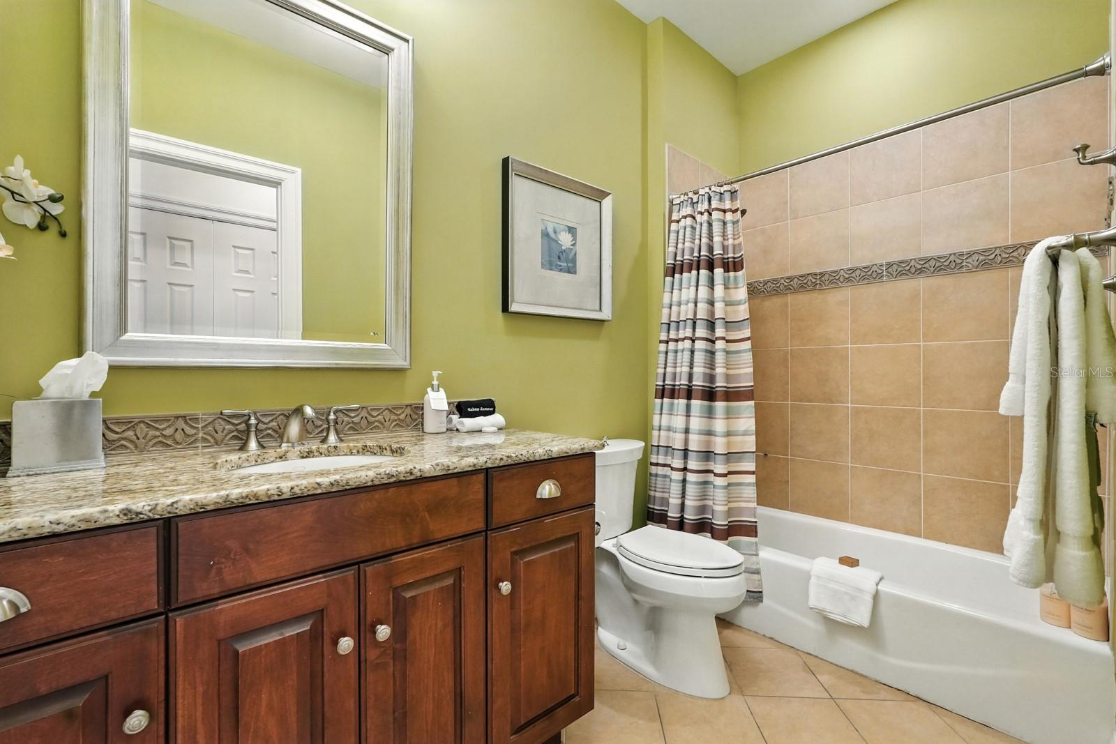 200 OCEAN CREST DR #641