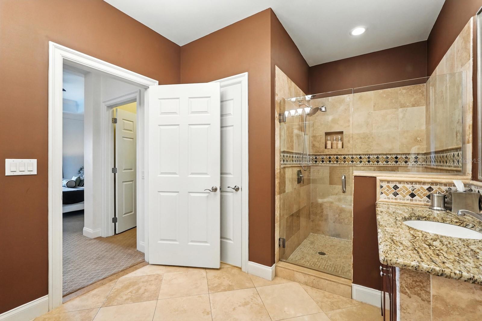 200 OCEAN CREST DR #641