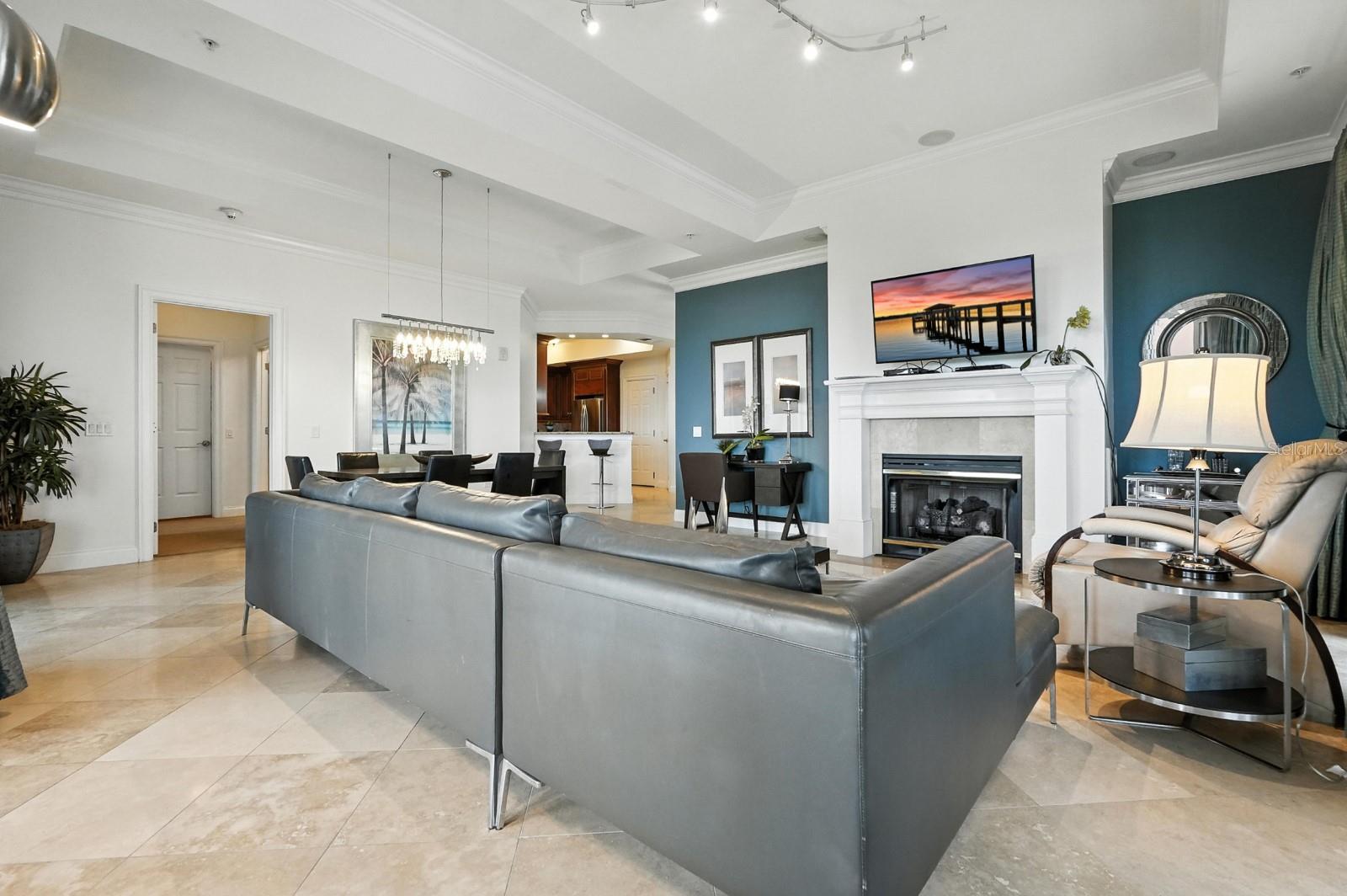 200 OCEAN CREST DR #641