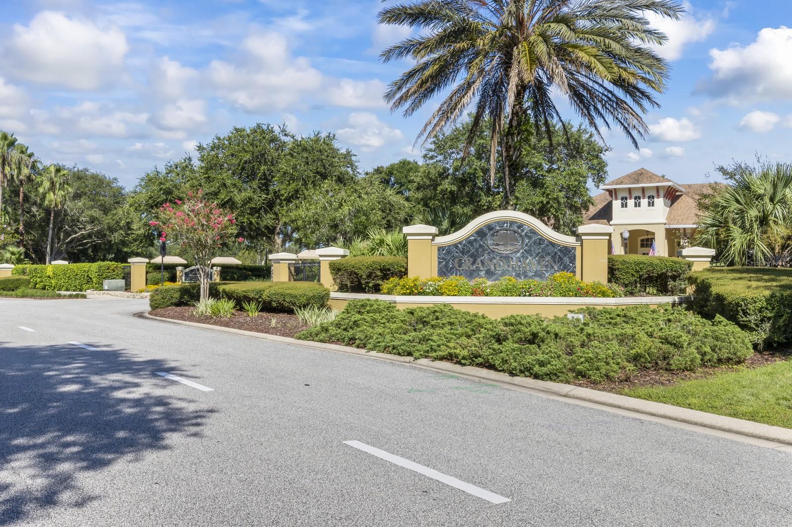 8 HIDDEN LAKE WAY