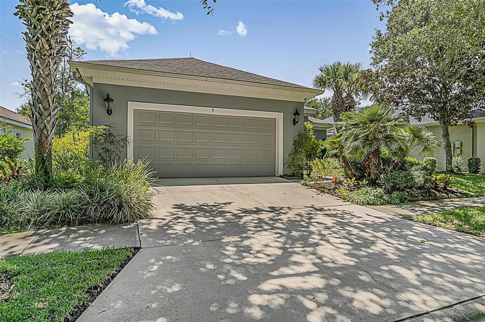 8 HIDDEN LAKE WAY