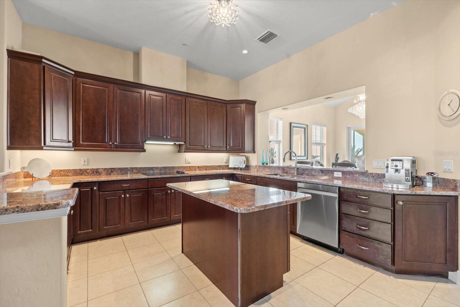 160 AVENUE DE LA MER #1903