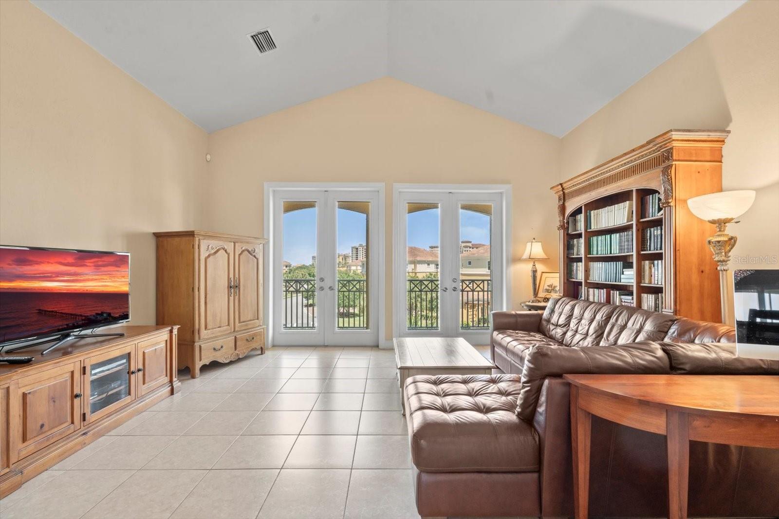 160 AVENUE DE LA MER #1903