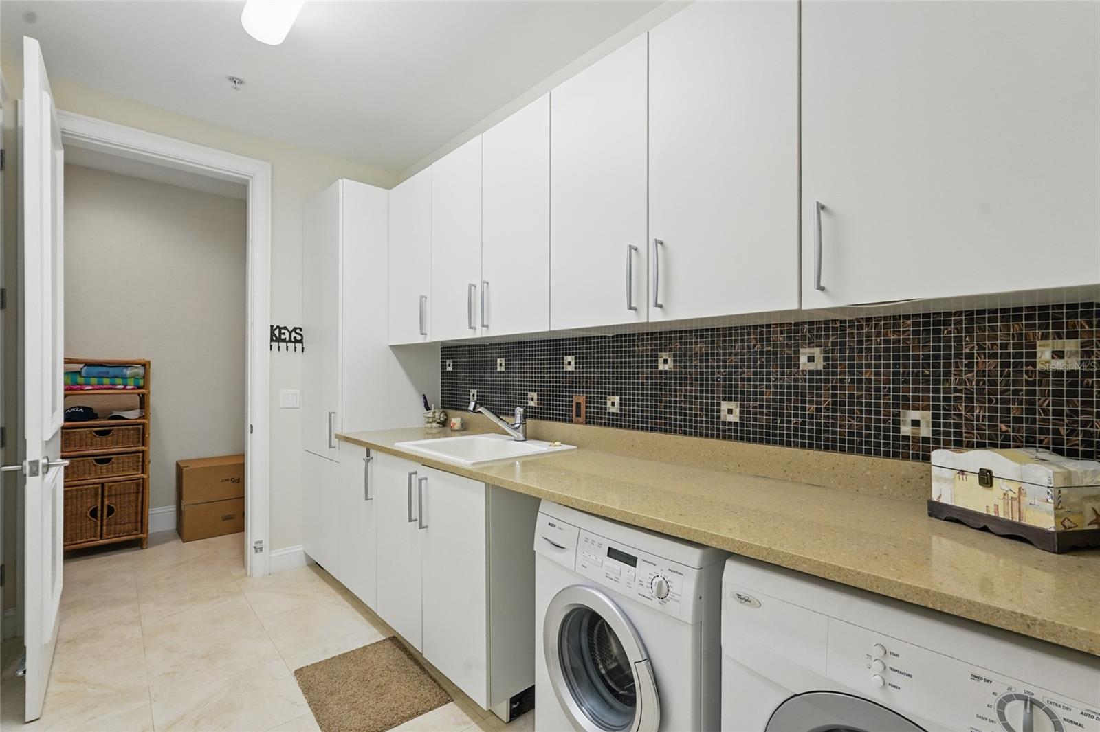 28 PORTO MAR #403