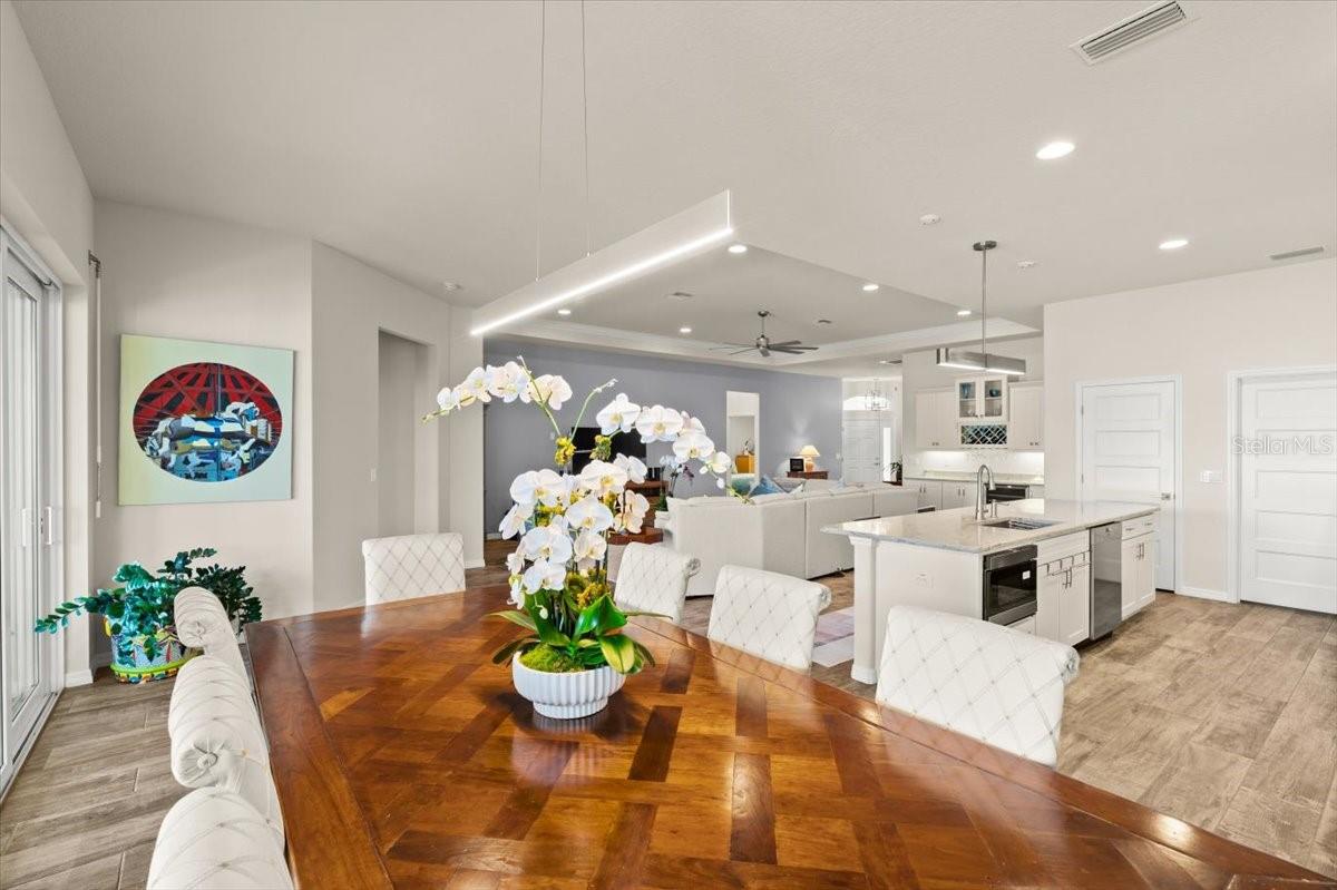 13 ARENA LAKE CIR