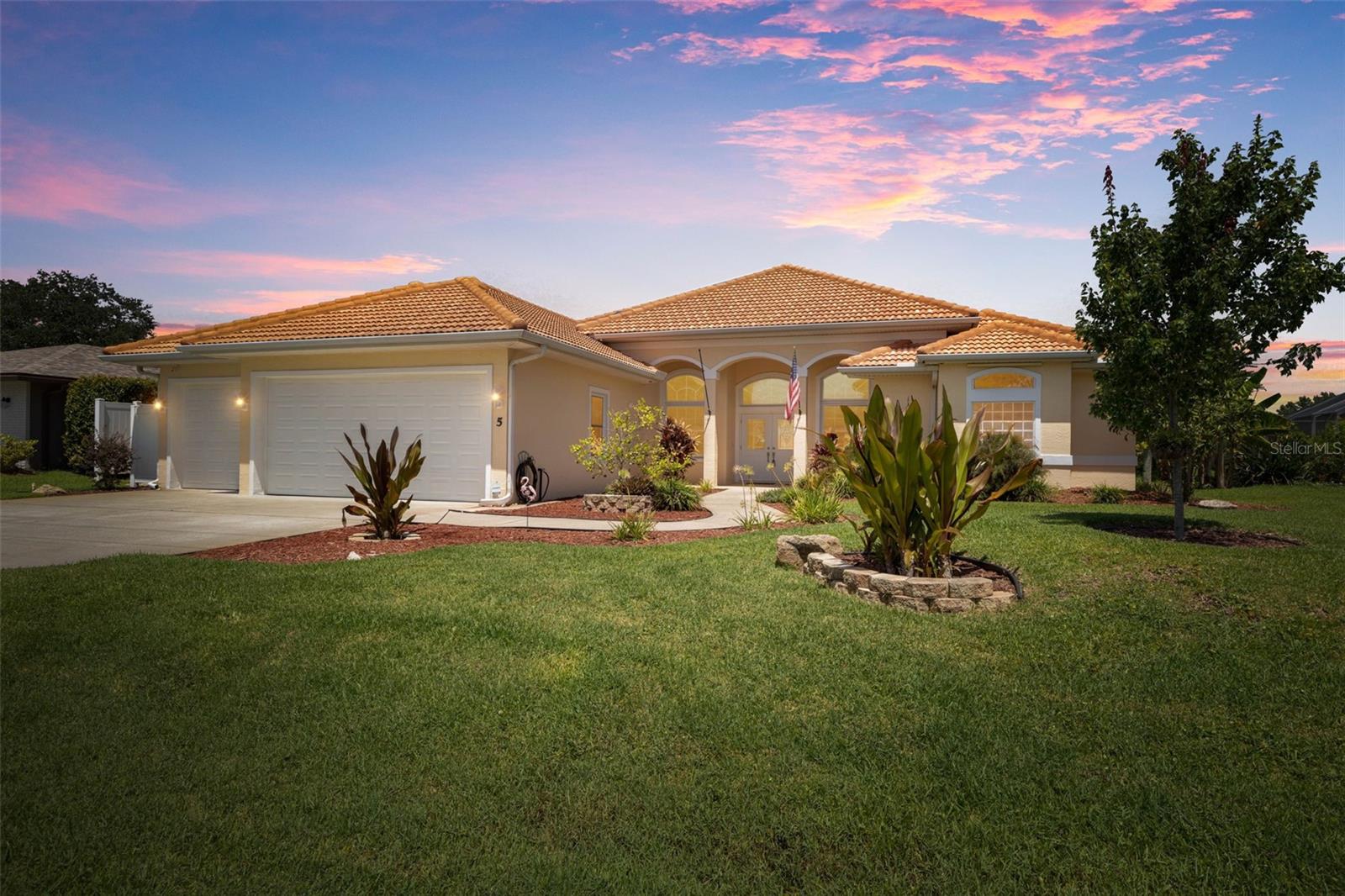 5 FLORENCE CT