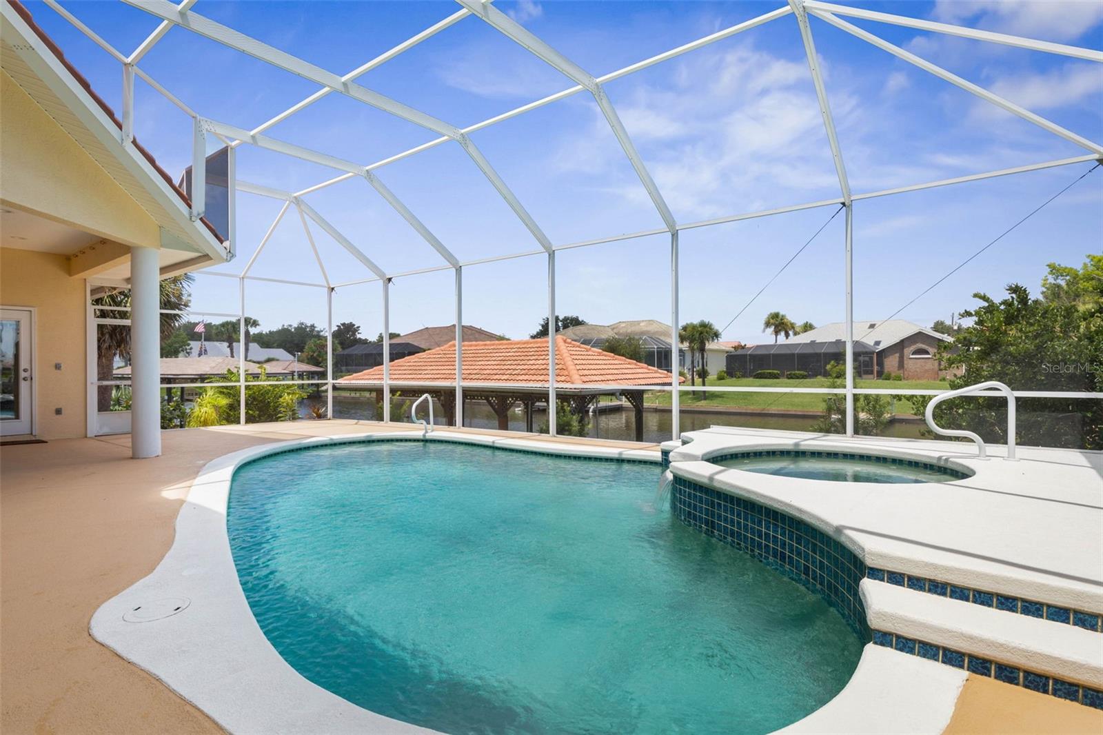 5 FLORENCE CT