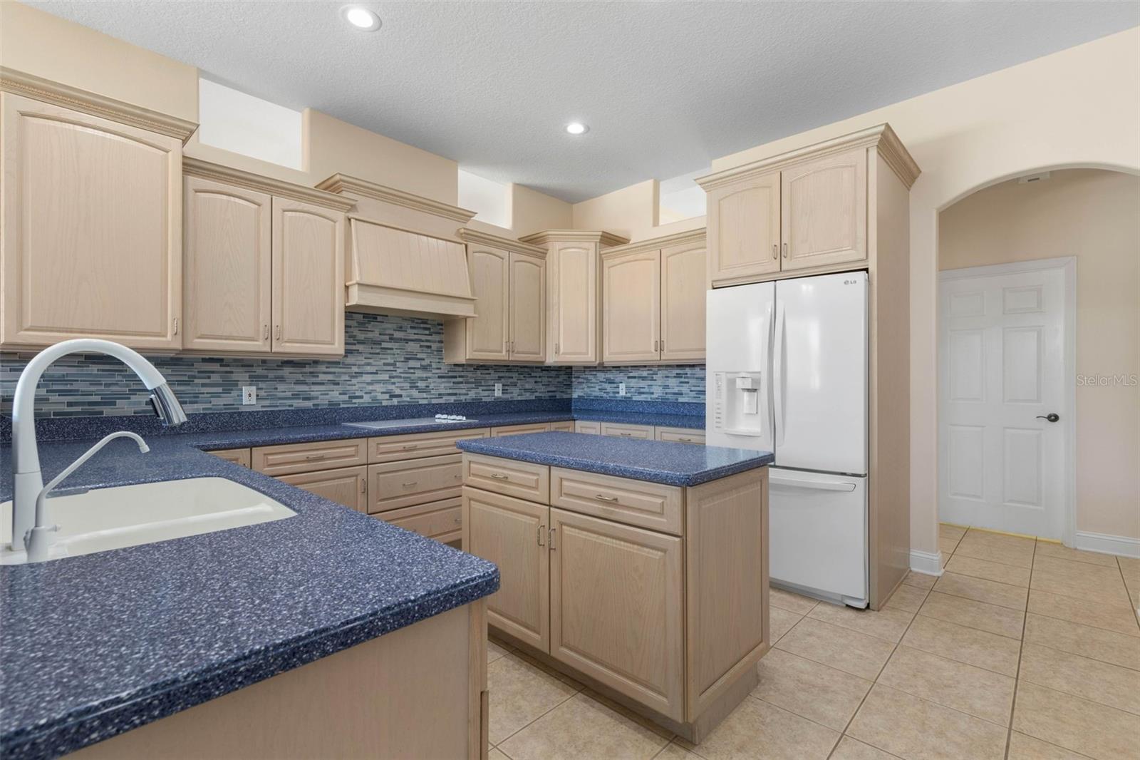 5 FLORENCE CT