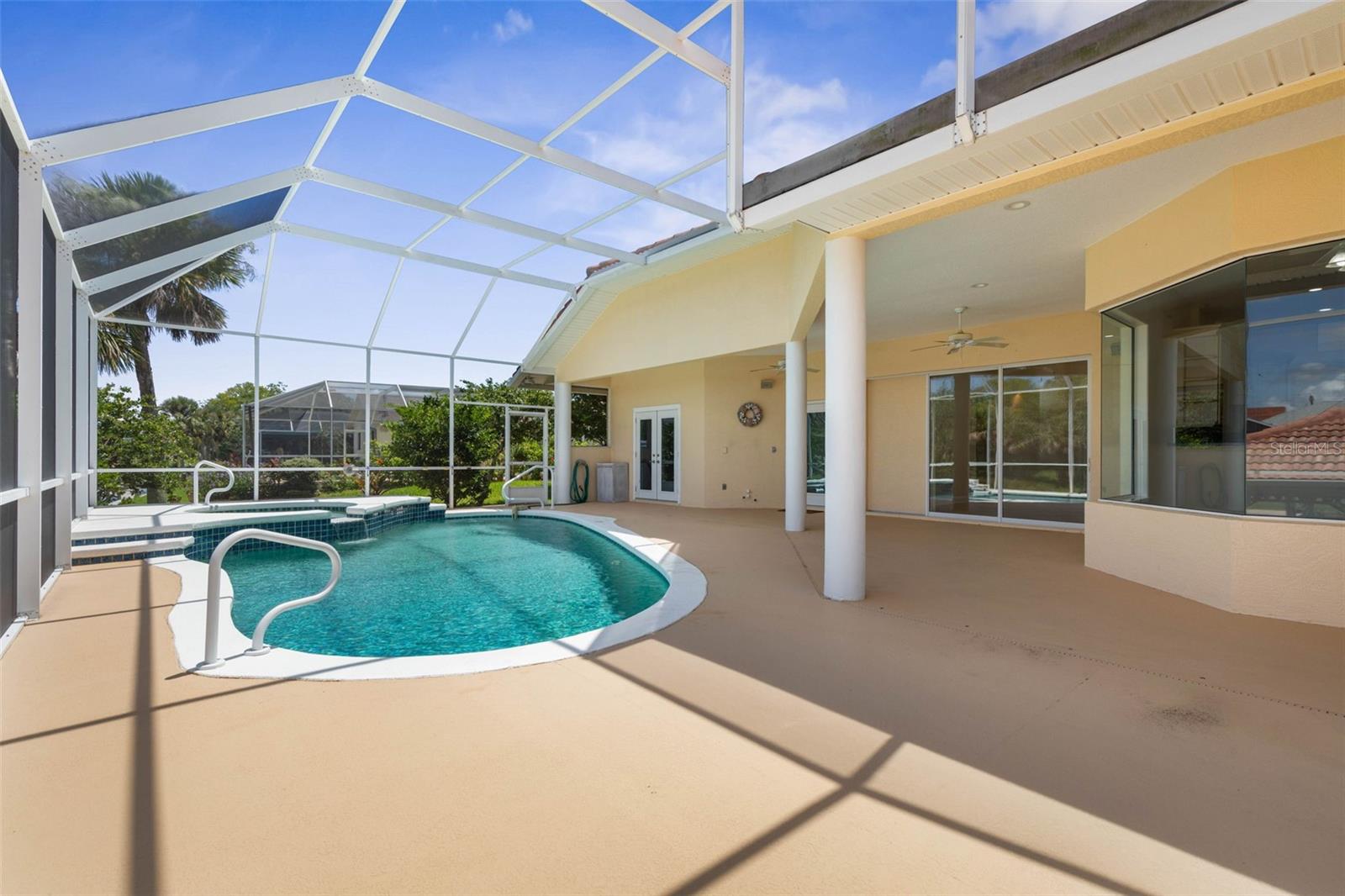 5 FLORENCE CT