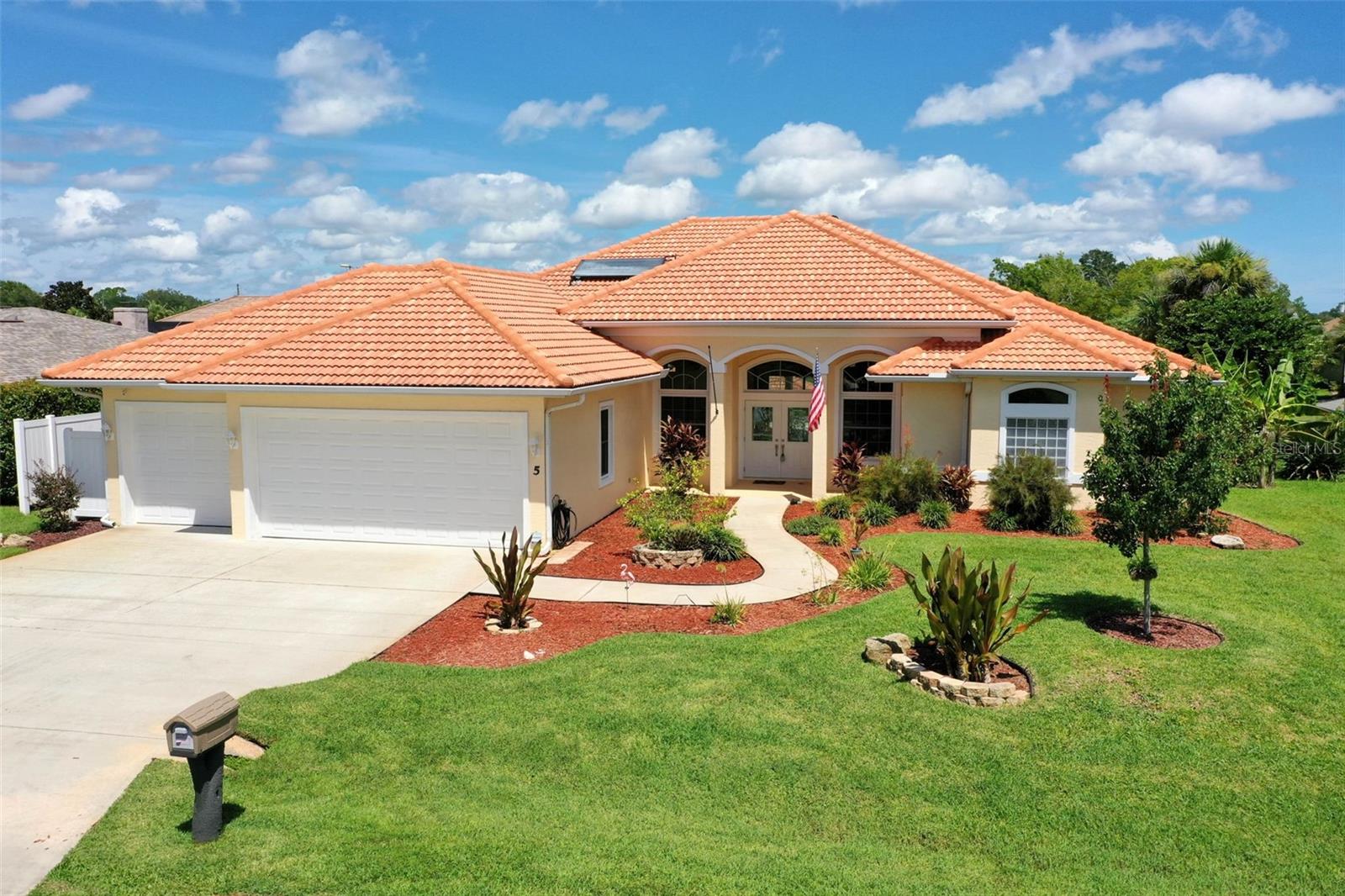 5 FLORENCE CT