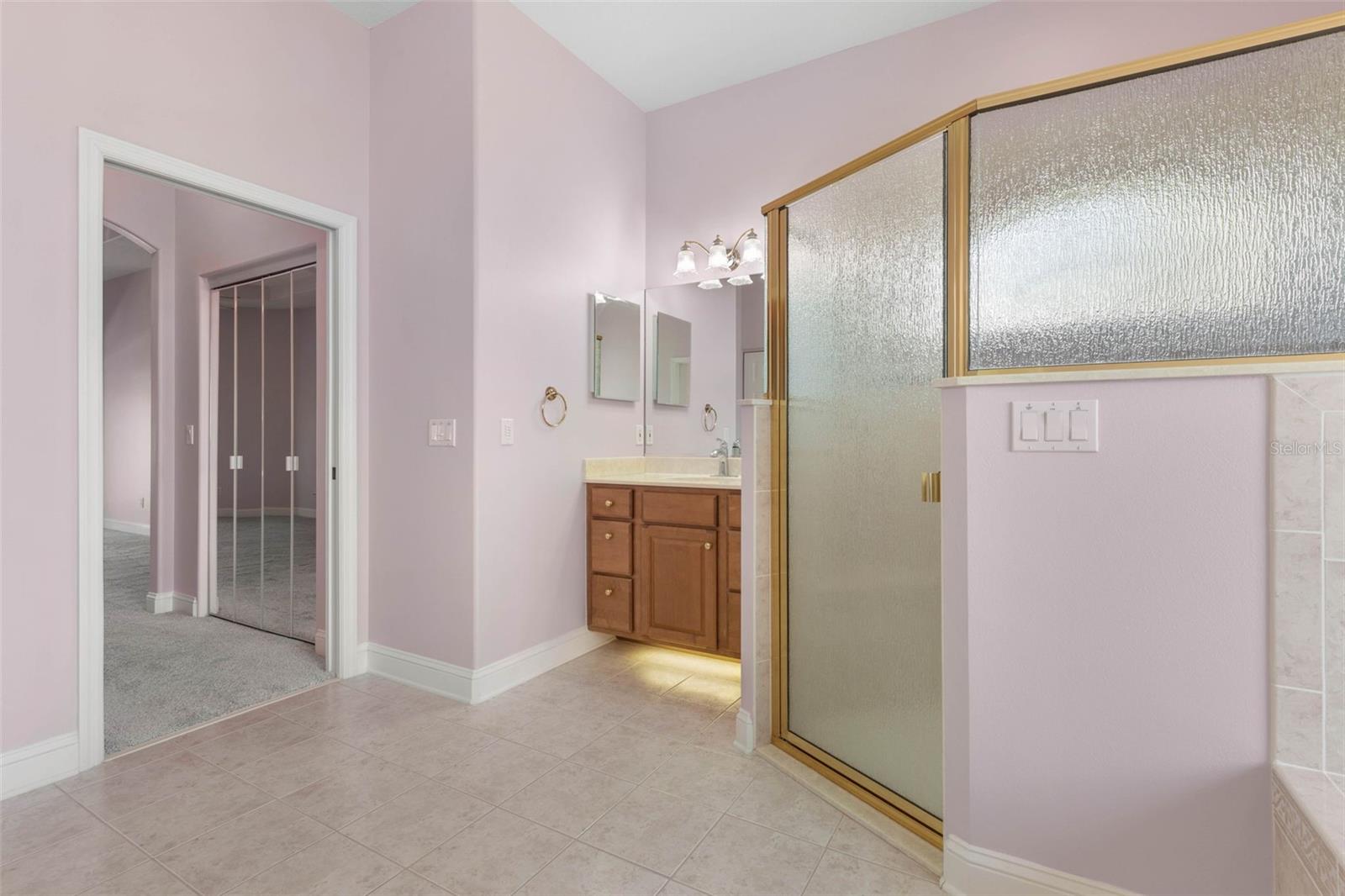 5 FLORENCE CT