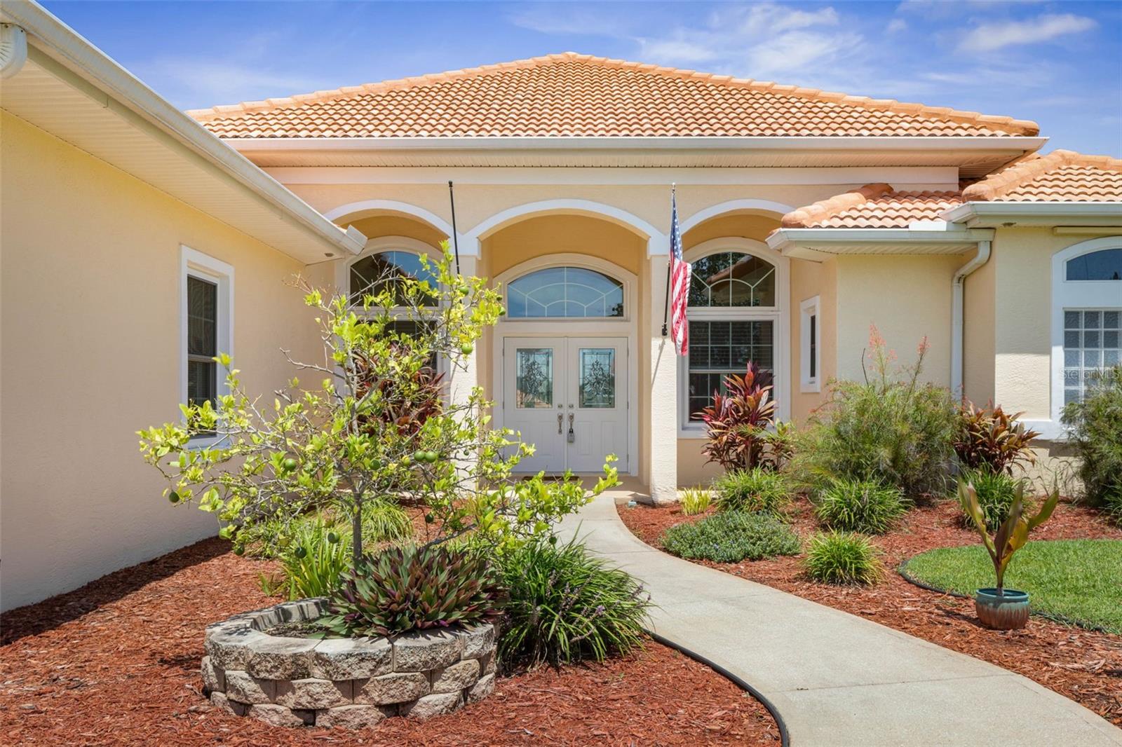 5 FLORENCE CT