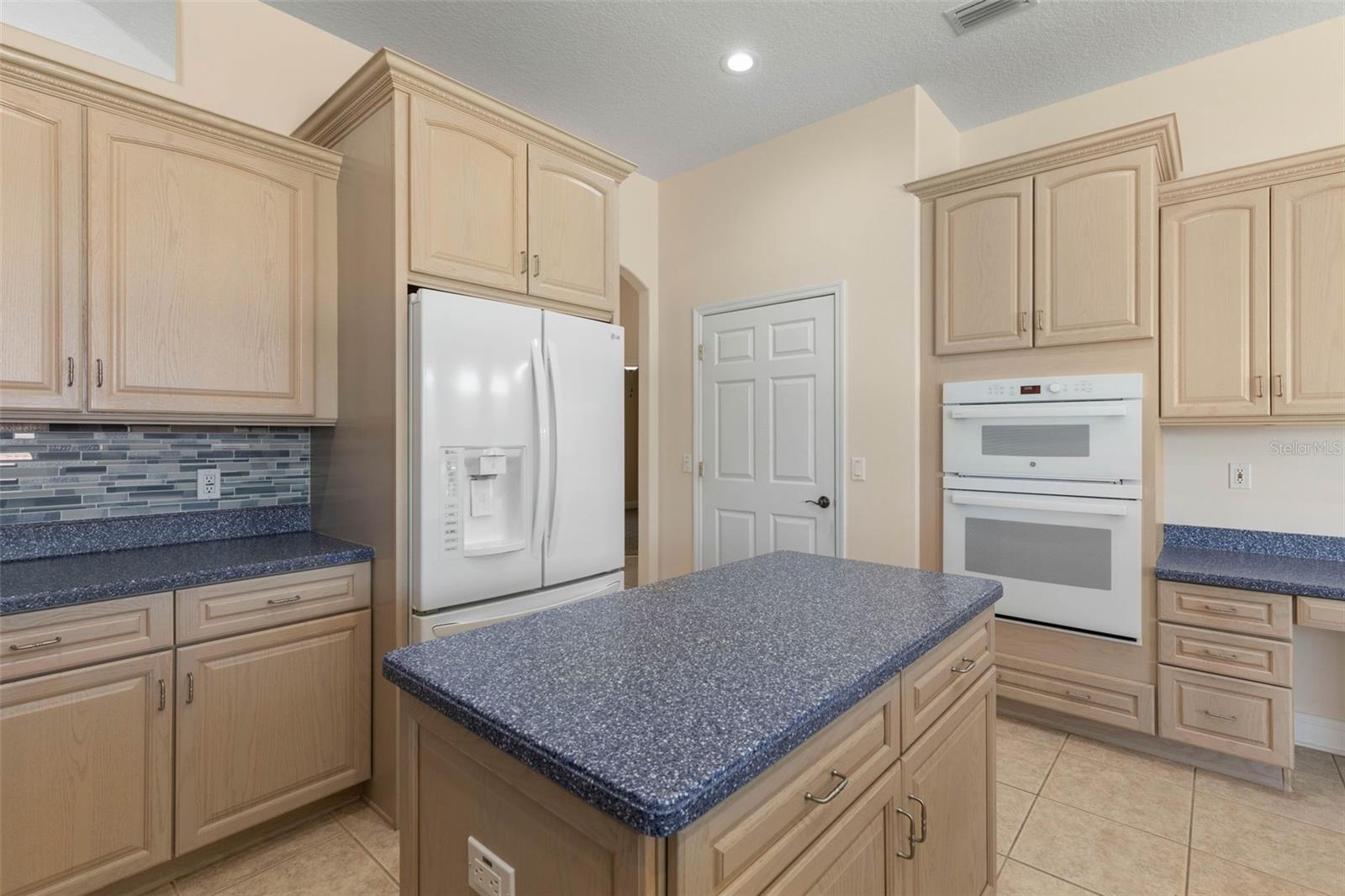5 FLORENCE CT