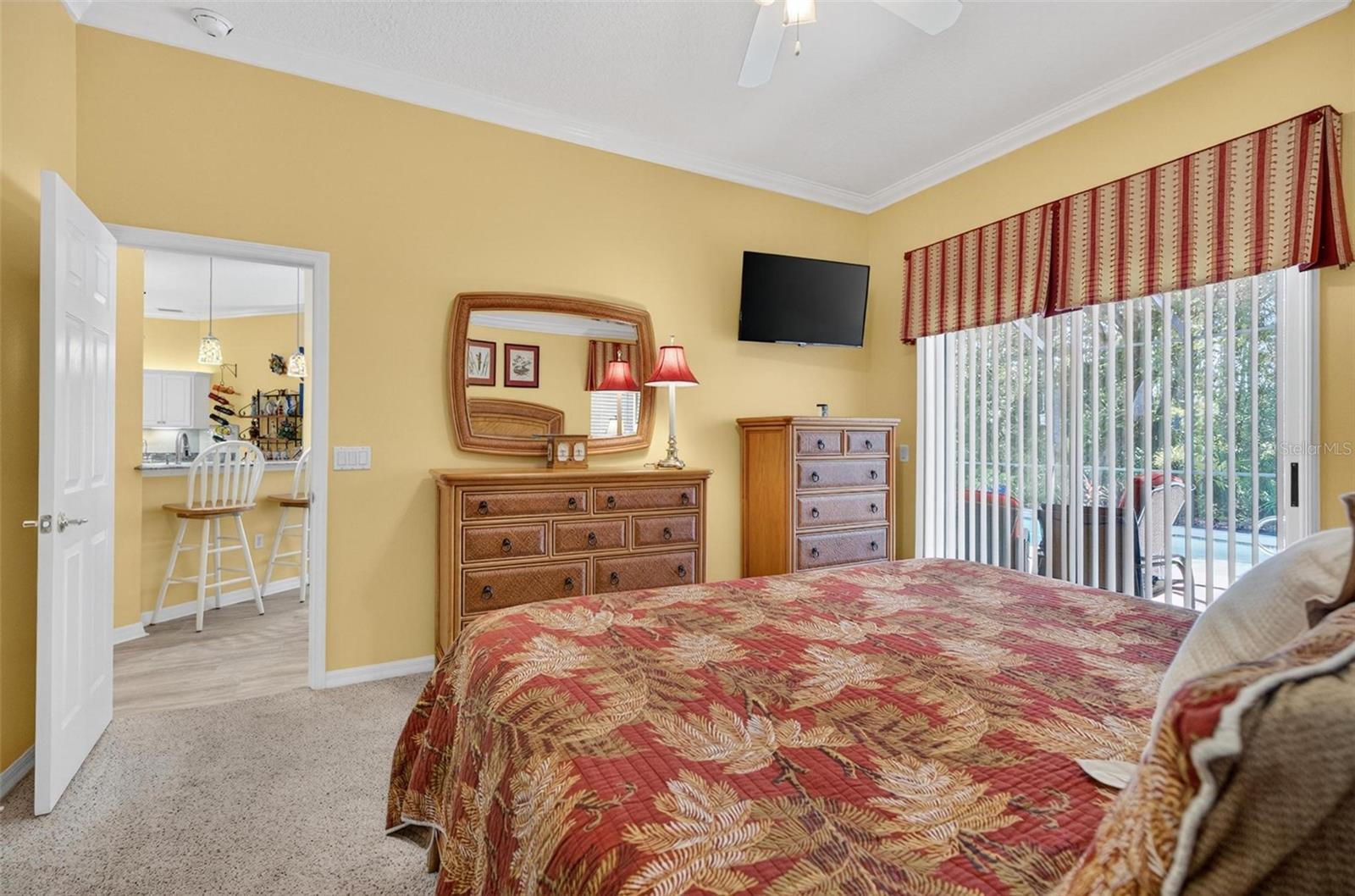 24 SAINT ANDREWS CT