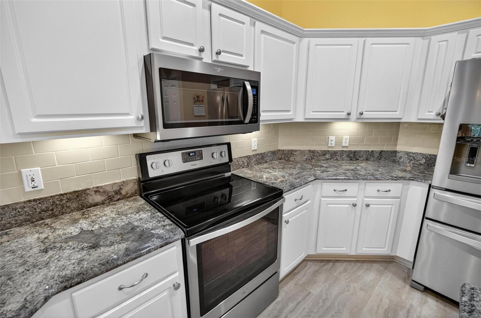 24 SAINT ANDREWS CT