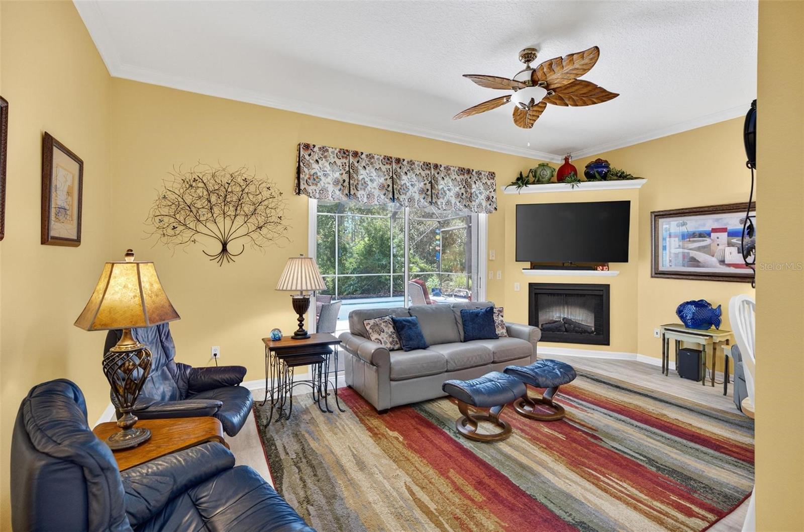 24 SAINT ANDREWS CT
