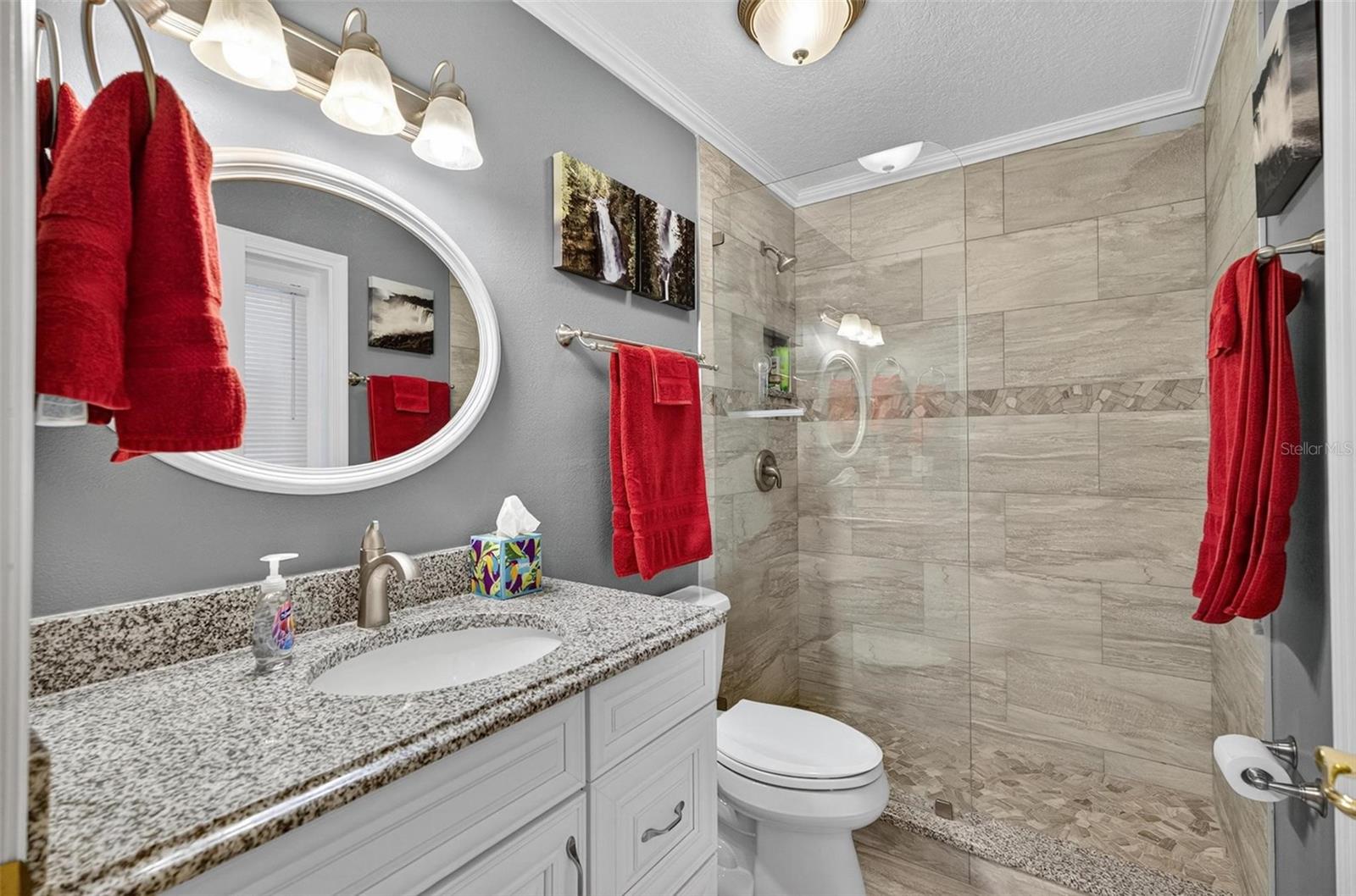 24 SAINT ANDREWS CT
