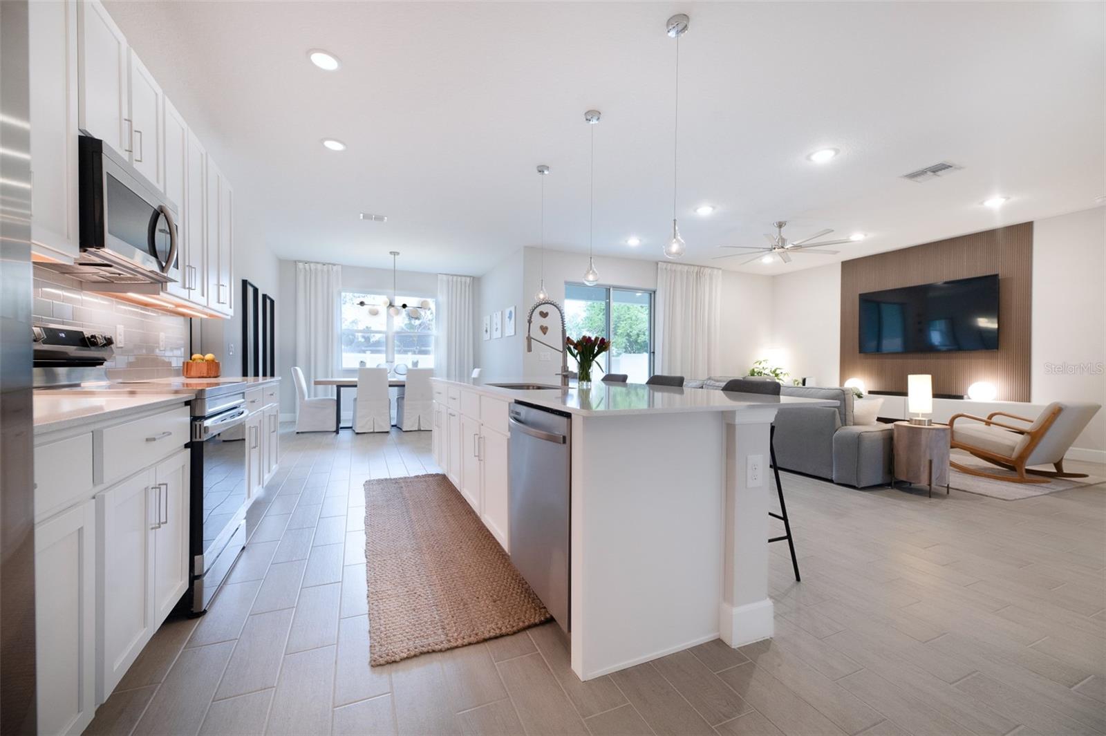 139 BELLEAIRE DR