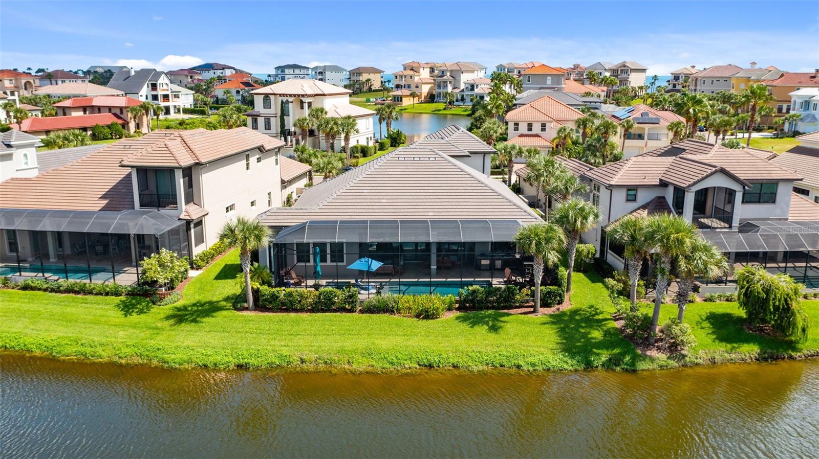10 HAMMOCK BEACH CIR S