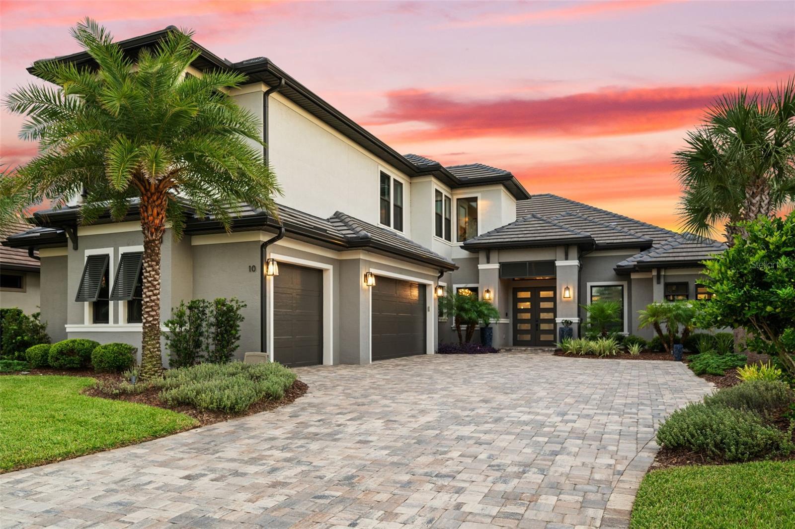 10 HAMMOCK BEACH CIR S