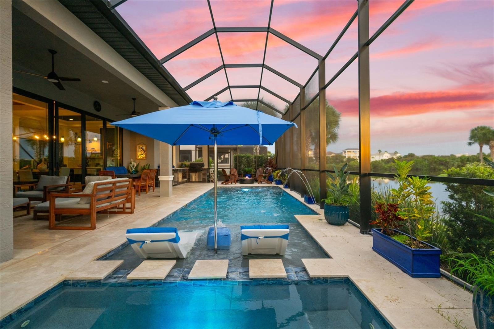 10 HAMMOCK BEACH CIR S