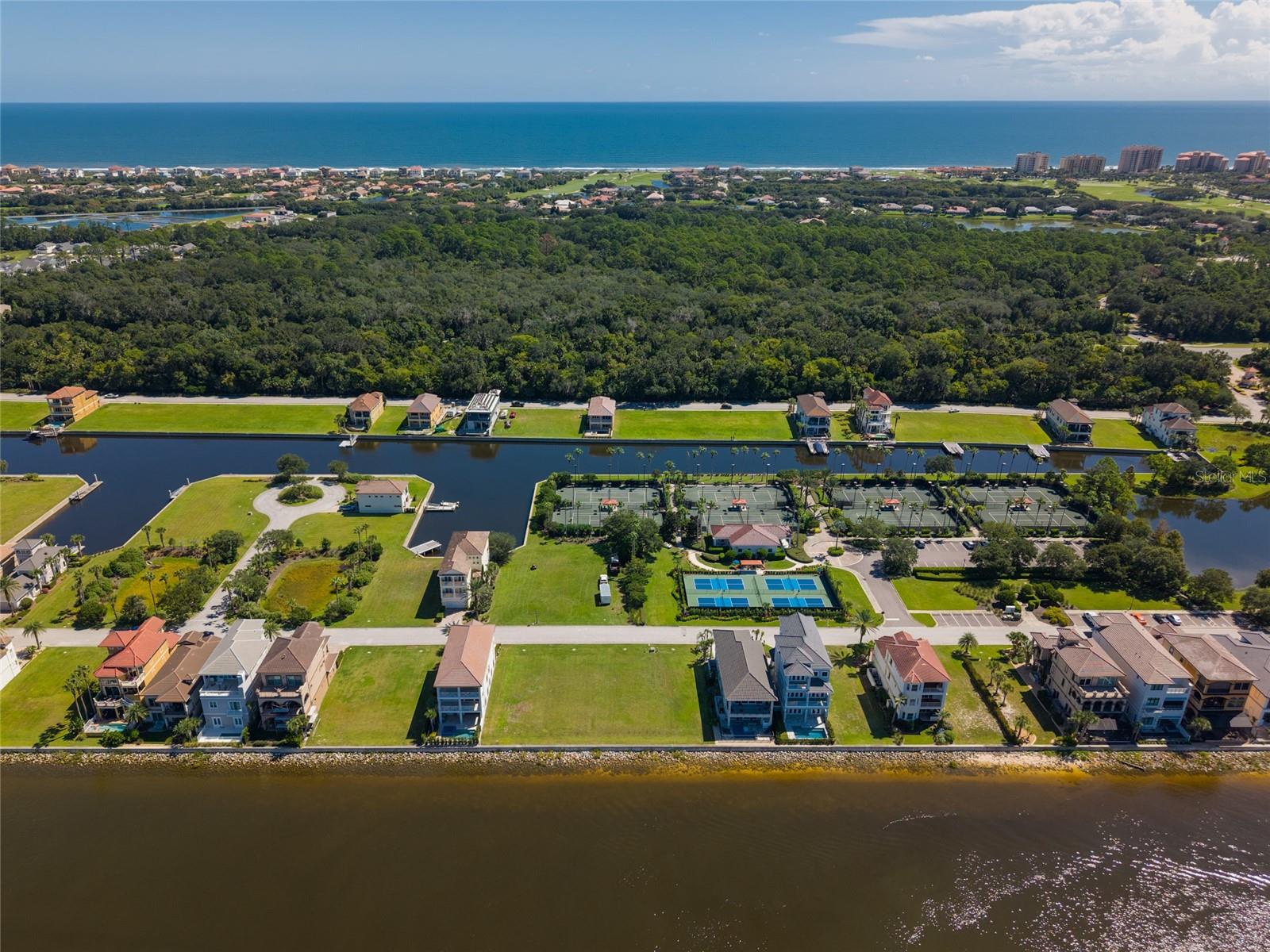 234 YACHT HARBOR DR