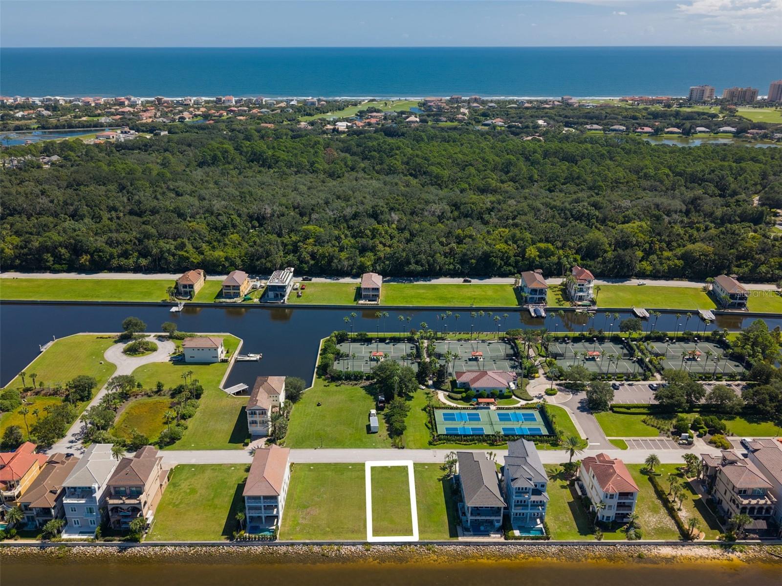 234 YACHT HARBOR DR