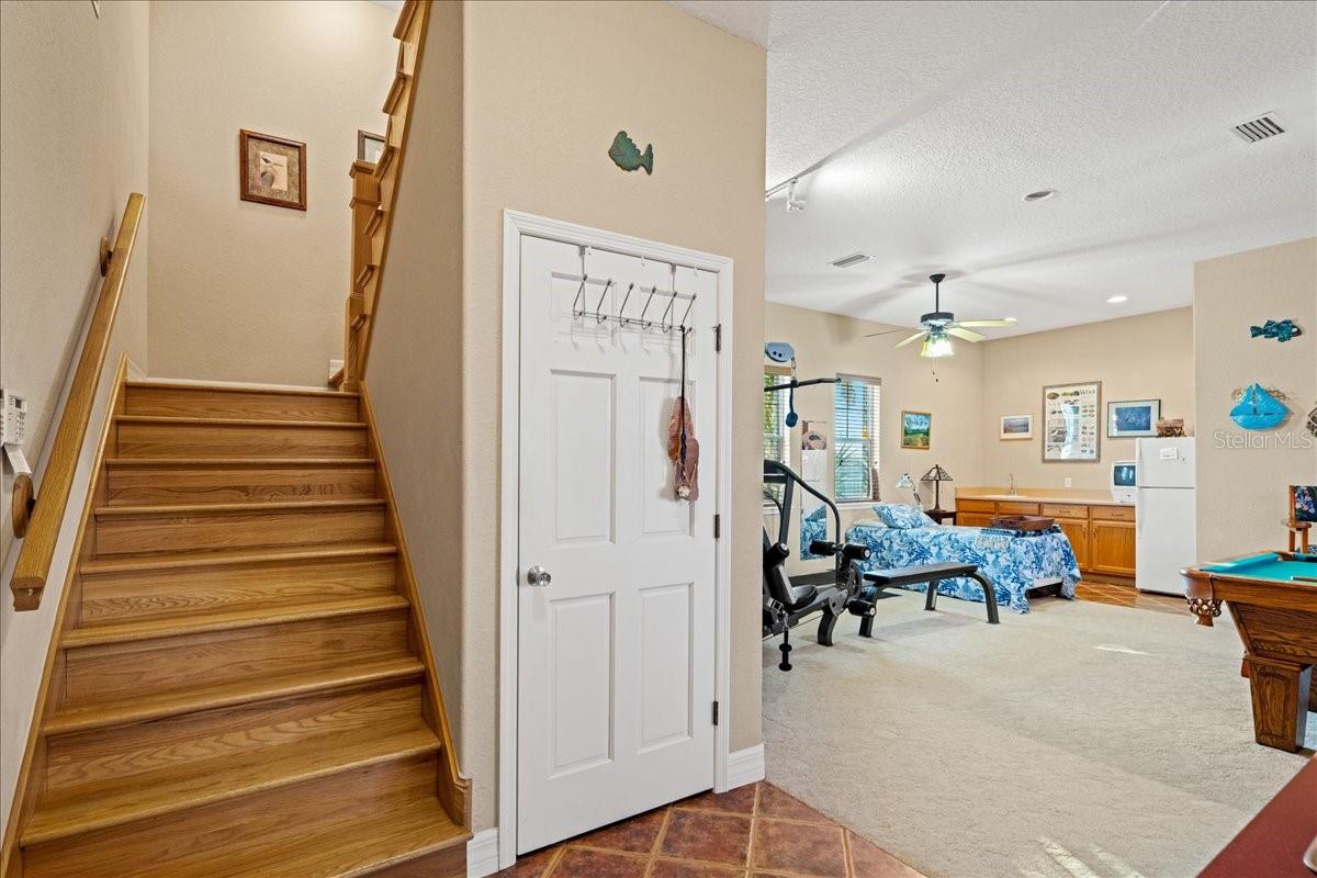 2719 N OCEAN SHORE BLVD